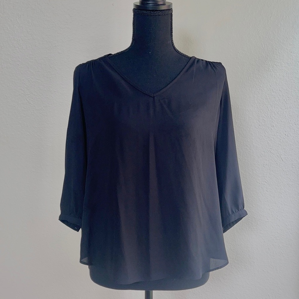 Black Patterned Back Blouse